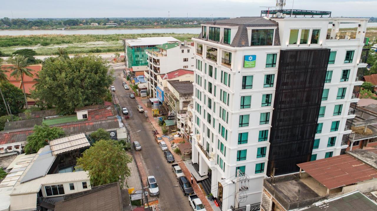 Surestay Hotel By Best Western Vientiane Buitenkant foto